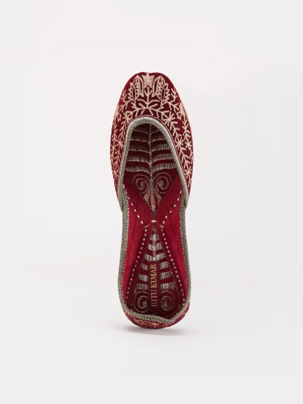 Maroon & Gold Embroidered Mojari
