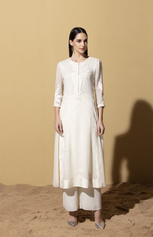 Wageza Ivory Tunic Set 01