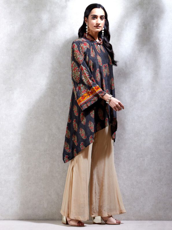 Black Asymmetric Kurti With Paisley Prints-03