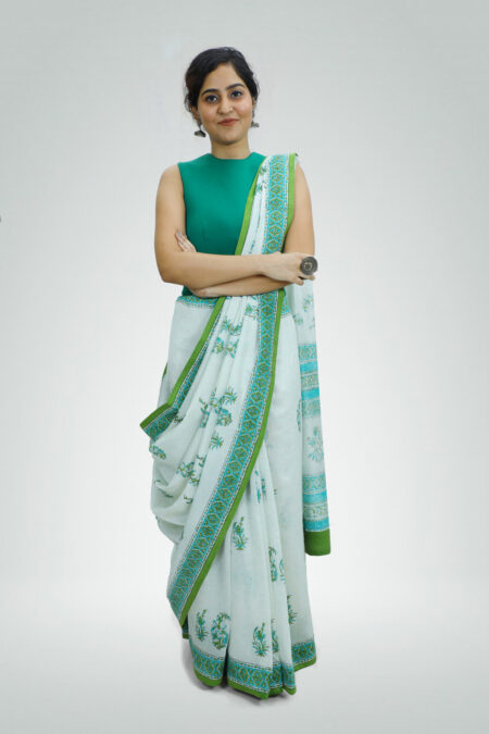 Green Paisley Printed Saree | TAAPMAAN